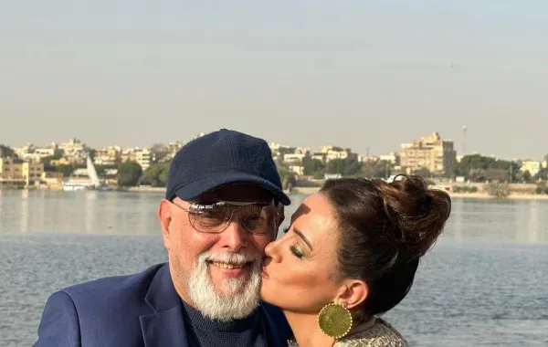 الراحل أشرف عبد الغفور مع ابنته ريهام - الصورة من حساب ريهام عبد الغفور على إنستغرام
