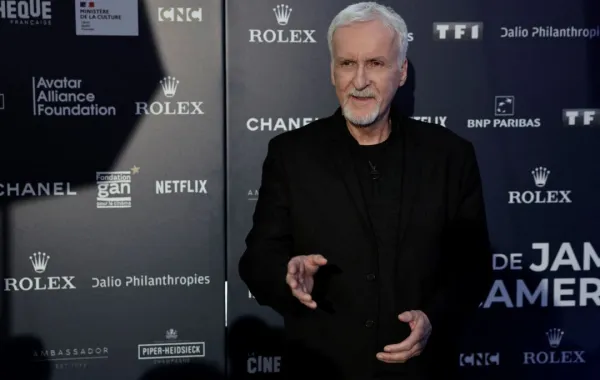 جيمس كاميرون James Cameron - مصدر الصورة: (Photo by STEPHANE DE SAKUTIN / AFP)