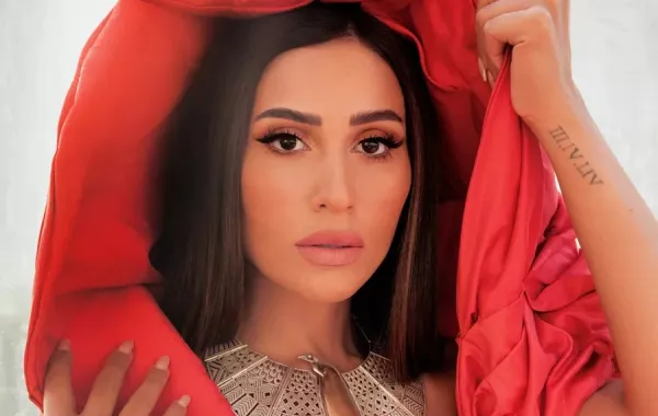 دينا الشربيني- الصورة من جلسة تصوير خاصة لسيدتي