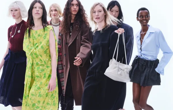 حملة برادا Prada خريف وشتاء 2025- 2026- الصورة من العلامة