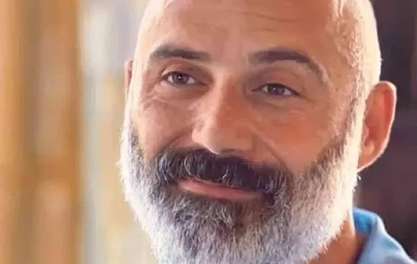 حازم سمير يكشف طبيعة علاقته مع مي عز الدين