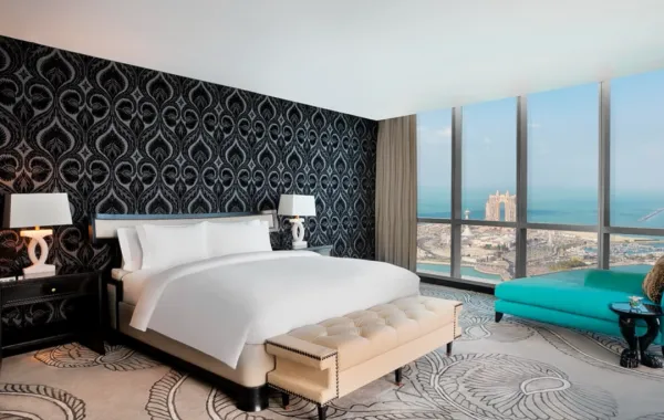 غرفة فخمة في كونراد أبو ظبي أبراج الإتحاد (الصورة من صفحة conradetihadtowers الرسمية على انستغرام)