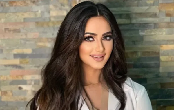 في يوم المرأة الإماراتية إليك أفضل التسريحات والمكياج للمناسبات والمؤتمرات الرسمية