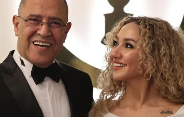 أشرف عبد الباقي وابنته- الصورة من حساب زينة على إنستغرام