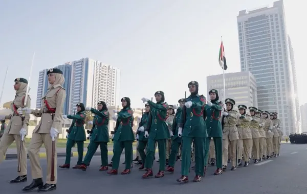 الشرطة النسائية الإماراتية - الصورة من وكالة الأنباء الإماراتية "وام"