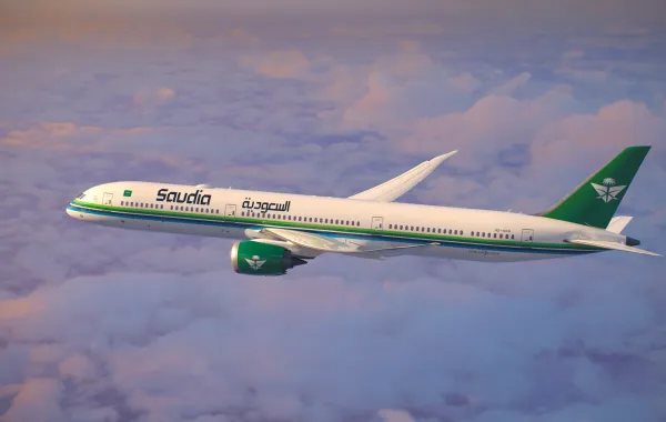 الخطوط السعودية تحقق جائزة الأفضل في خدمات تجربة الضيوف (الصورة من حساب الخطوط في إكس)