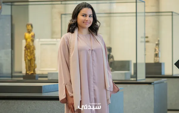 مريم الظاهري مساعدة أمين متحف اللوفر أبو ظبي