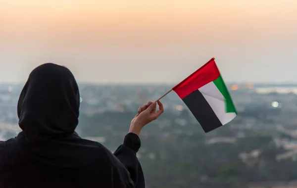 كيف أسهمت المرأة الإماراتية في إثراء المشهد الثقافي العربي؟ 