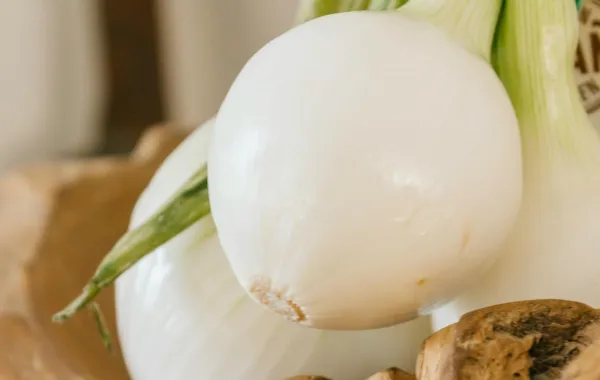 فوائد البصل الأبيض للنساء.. سوف تُدهشكِ 