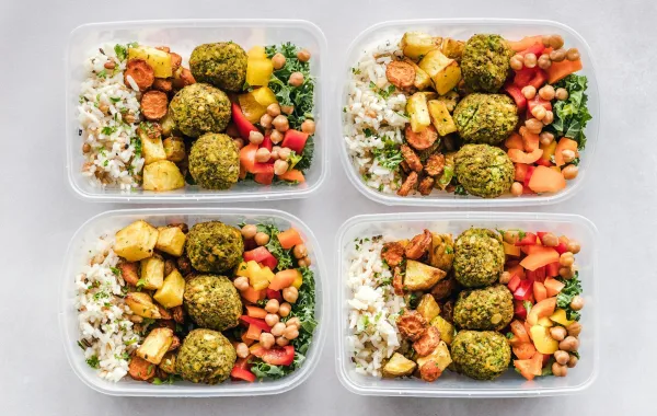 وجبات طعام مغذية