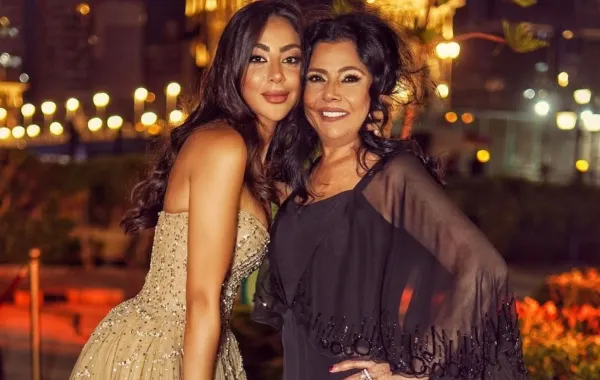 ترف التقي مع والدتها النجمة صباح الجزائري - الصورة من حساب ترف على إنستغرام