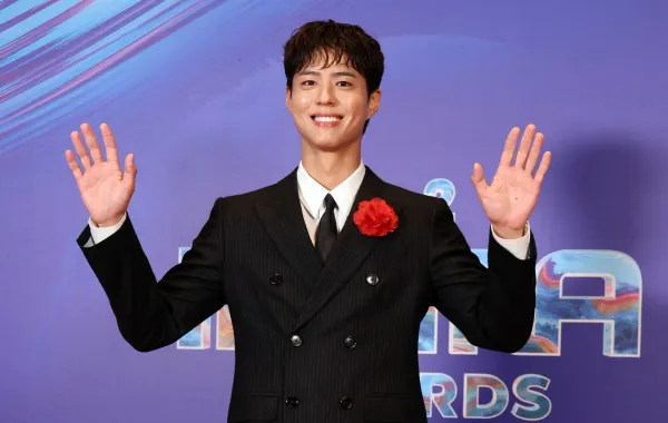 النجم الكوري بارك بو غوم في MAMA Awards 2024 - كاليفورنيا-Park Bo-gum attends the 2024 MAMA Awards in California- مصدر الصورة: Amy Sussman / GETTY IMAGES NORTH AMERICA / Getty Images via AFP
