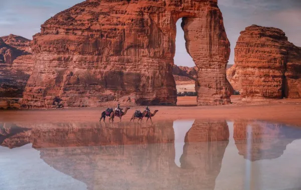 جبل الفيل في العلا أحد أبرز المعالم الطبيعية في السعودية