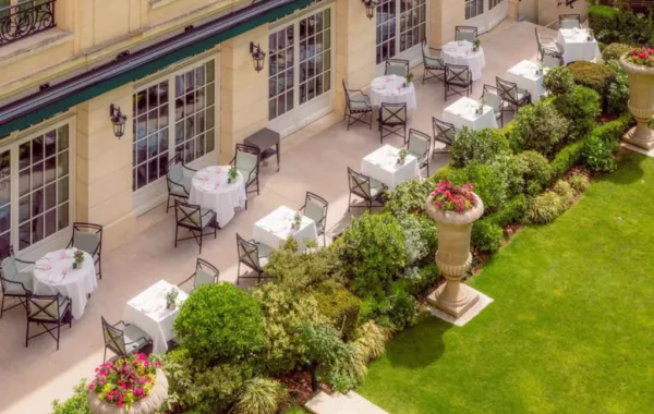 فندق شانغريلا باريس (الصورة من صفحة shangrilaparis الرسمية على إنستغرام)