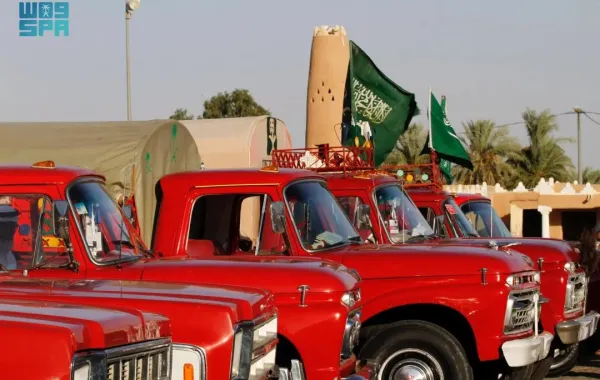 جمعية التراث والوثائق والحرف السعودية، تنظم استعراضًا مميزًا للسيارات الكلاسيكية في لينة التاريخية، بمنطقة الحدود الشمالية، ضمن فعاليات الاحتفال ب #اليوم_الوطني_السعودي_95 