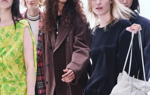 حقيبة Dada من برادا Prada - الصورة من العلامة