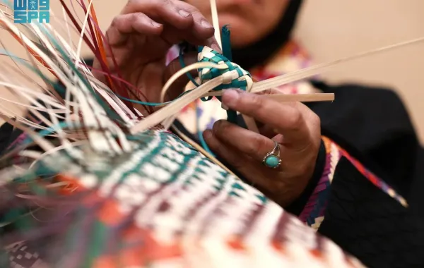 الخوص أقدم المهن في السعودية. مصدر الصورة (وكالة الأنباء السعودية _واس_)
