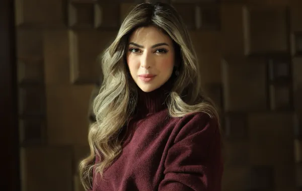 كشفت الفنانة ميرنا جميل، عن انتهاء تصوير فيلم "الكراش" والذي تشارك في بطولته مع الفنان أحمد داود ونشرت صورة التقطت خلال كواليس الفيلم 