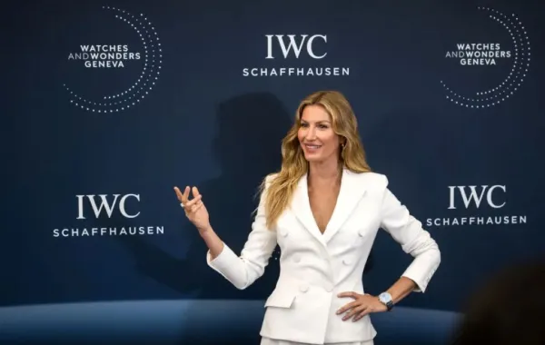 جيزيل بوندشين Gisele Bundchen في جينيف- مصدر الصورة: (Fabrice COFFRINI / AFP)