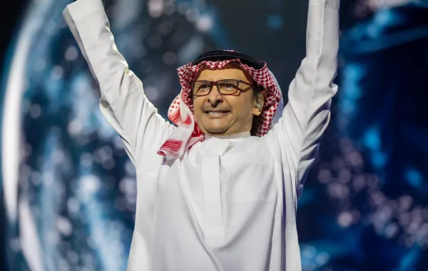 عبد المجيد عبد الله في جولته الخليجية بأبي ظبي- الصورة من المركز الإعلامي للفنان