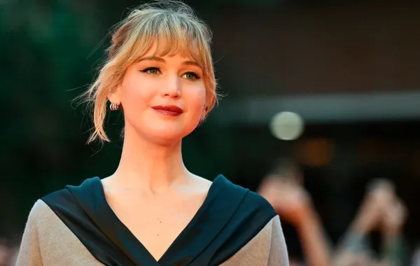 جينيفر لورانس في مهرجان روما السينمائي الدولي ( Jennifer Lawrence in the International Rome Film Festival). مصدر الصورة: Alberto PIZZOLI / AFP