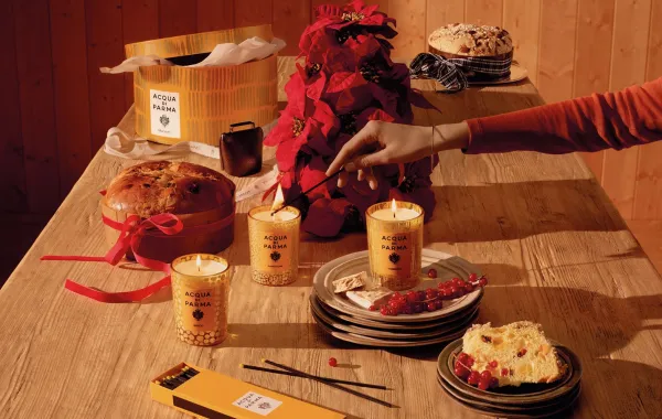 من مجموعة أنتيلاو من أكوا دي بارما من مجموعة أنتيلاو لموسم العطلات من أكوا دي بارما