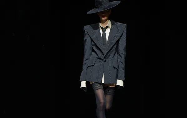 فان ديركامب Van Der Kemp- الصورة من Launchmetrics/Spotlight © فان ديركامب Van Der Kemp- الصورة من Launchmetrics/Spotlight ©