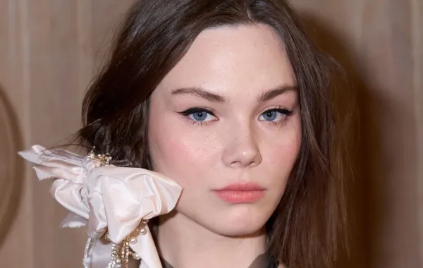 من عرض لوف شاك فانسي Loveshackfancy- الصورة من Launchmetrics/Spotlight© فوائد التقشير بالطحالب للوجه