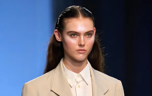 وصفات طبيعية لصبغ الحواجب 