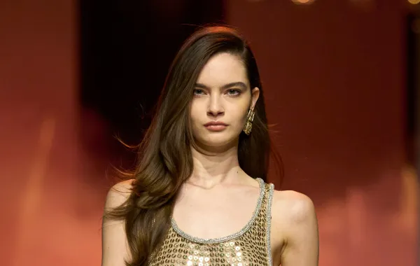 العناية بالبشرة