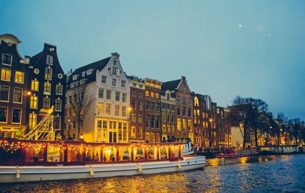جانب من أمستردام 
