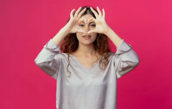 الشخصية الحساسة تنظر إلى العالم من خلال القلب والمشاعر