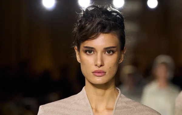 حيل جمالية للمكياج والشعر