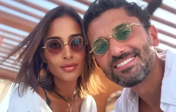 كريم محمود عبد العزيز وزوجته آن الرفاعي - الصورة من حسابه على إنستغرام