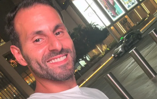 علي كاكولي- الصورة من حسابه على الانستغرام