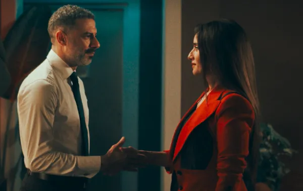 زينة ومحمد فراج فى ورد وشوكولاتة - الصورة من الشركة المنتجة