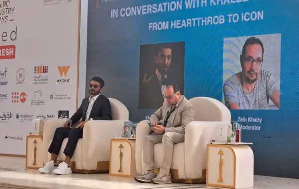 خالد النبوي من الجلسة الحوارية بمهرجان القاهرة السينمائي الدولي- الصورة خاصة بسيدتي من تصوير سيد أحمد