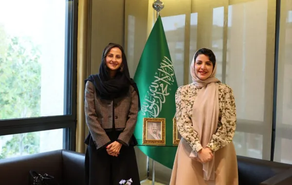 الأميرة سارة بنت بندر بن عبدالعزيز والأميرة هيفاء بنت عبدالعزيز بن عياف آل مقرن 