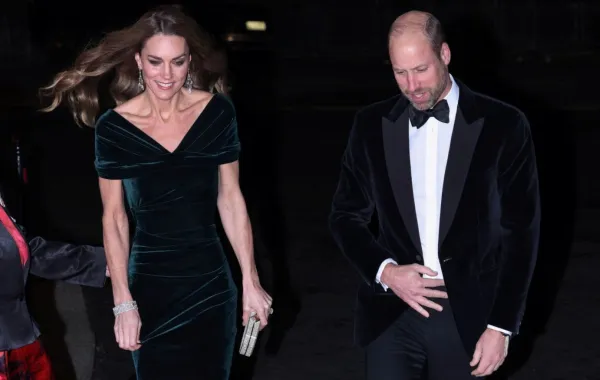 الأمير ويليام وكاثرين (كيت ميدلتون) في قاعة ألبرت الملكية بلندن (Prince William and Catherine at the Royal Albert Hall in London). مصدر الصورة: JONATHAN BUCKMASTER / POOL / AFP