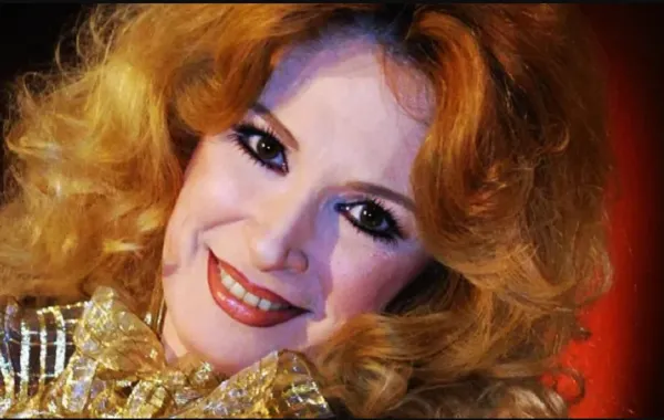 نيللي تخطف الأضواء فى ختام مهرجان القاهرة السينمائي