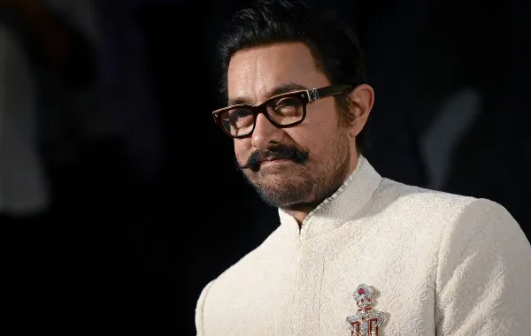 عامر خان في مومباي - Aamir Khan in Mumbai. مصدر الصورة من Sujit JAISWAL / AFP