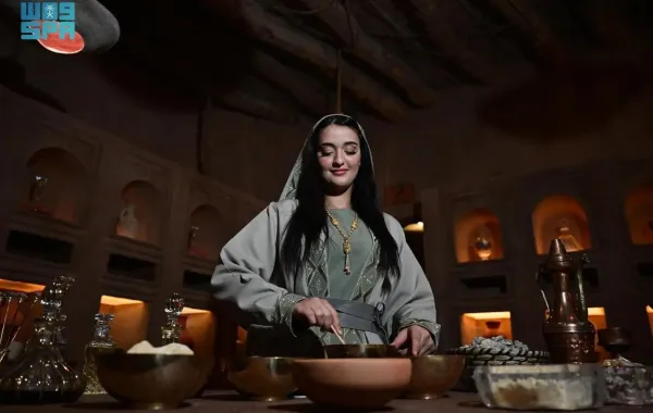 تجربة طريق البخور.. مسار معرفي وإثرائي يعيد إحياء طرق التجارة القديمة في العُلا