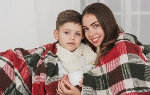 صورة لأم وطفلها