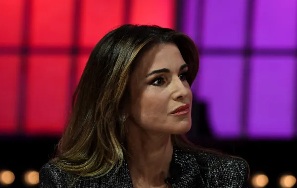 الملكة رانيا العبدالله في لشبونة (Queen Rania Al Abdullah in Lisbon). مصدر الصورة: PATRICIA DE MELO MOREIRA / AFP