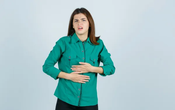 تغيير العادات يخفف من مظهر البطن المنتفخ- المصدرfreepik