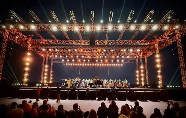 مهرجان صدى الأهرامات 