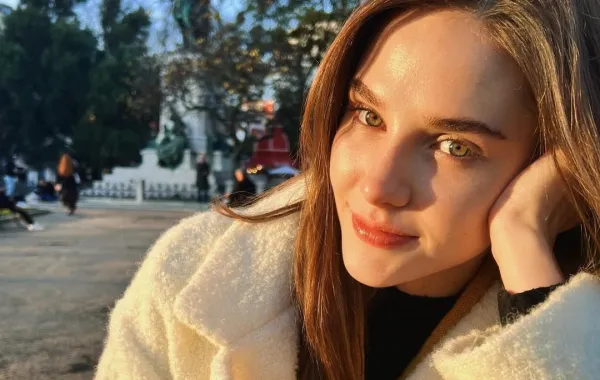 ألينا بوز- الصورة من حسابها على إنستغرام