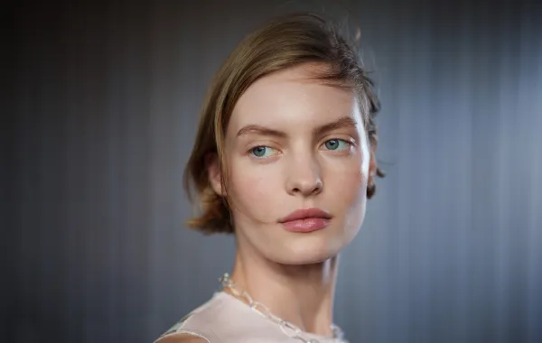 ماسك النيلة الزرقاء للوجه