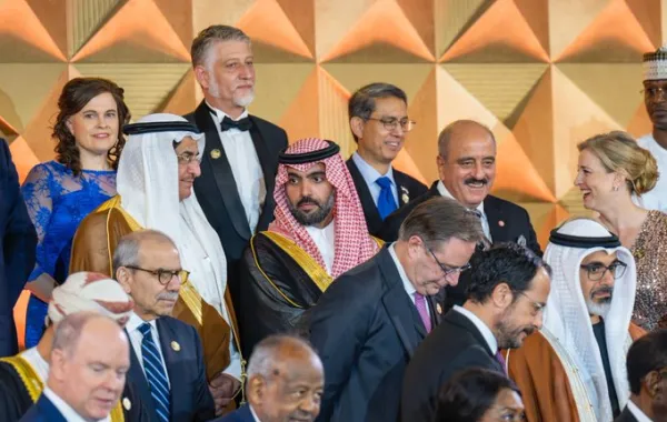 وزير الثقافة السعودي يشارك مع وفود عدد من دول العالم في افتتاح المتحف المصري الكبير. الصورة من حساب وزير الثقافة على منصة x