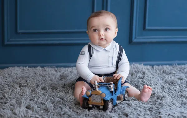 أسماء أولاد تبدأ بحرف العين- مصدر الصورة: Freepik by azerbaijan_stockers